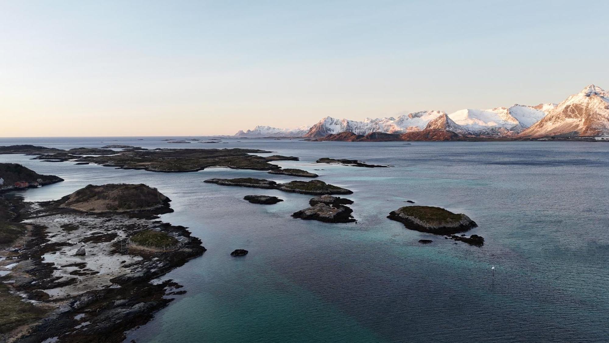New - Seafront Luxury Near Henningsvaer * Kleppstad